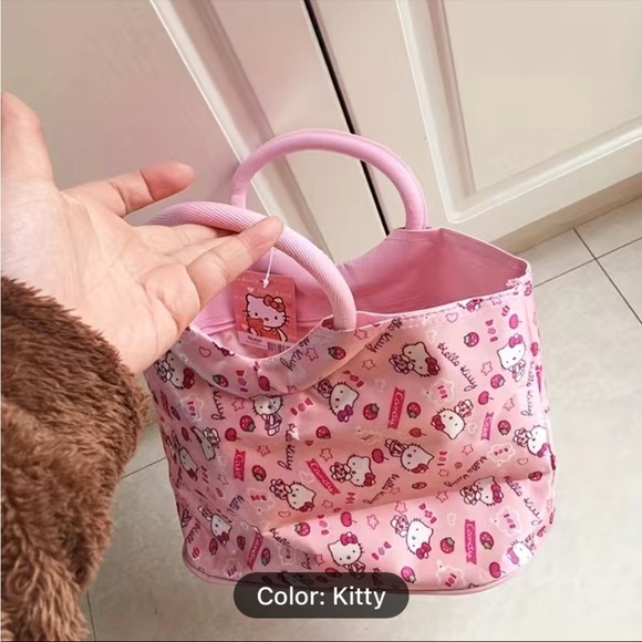 💗💓SANRIO 💗💓HELLO KITTY 🐈‍⬛ TOTES - Picture 5 of 6